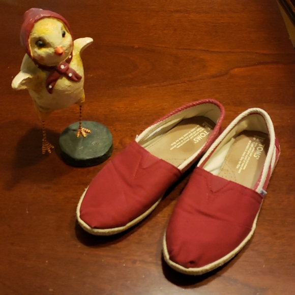Toms red striped canvas slip ons - Picture 3 of 8